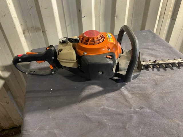 Stihl hs81t heggenschaar - afbeelding 2 van  3