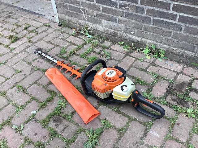Stihl hs82r heggenschaar - afbeelding 1 van  2