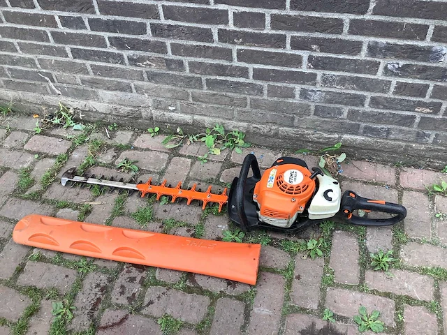 Stihl hs82r heggenschaar - afbeelding 2 van  2