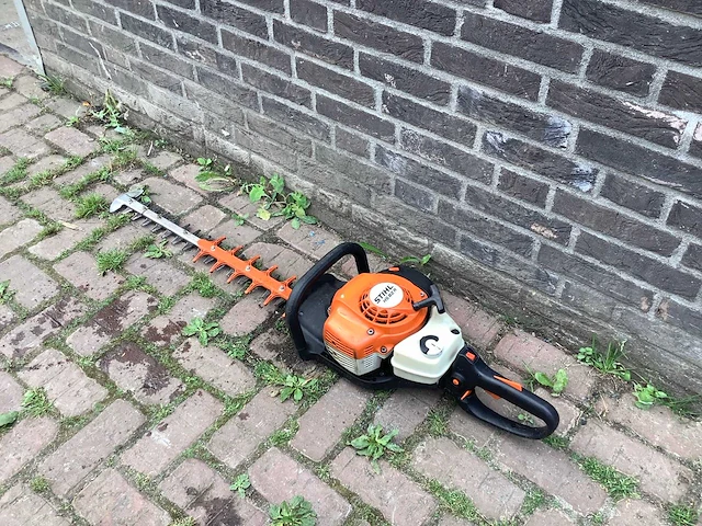 Stihl hs82r heggenschaar - afbeelding 1 van  2
