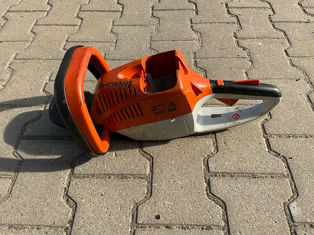 Stihl hsa86 + al500 heggenschaar + accuset - afbeelding 3 van  9