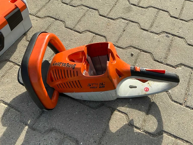 Stihl hsa86 + al500 heggenschaar + accuset - afbeelding 4 van  9