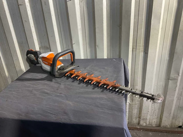 Stihl hsa94r heggenschaar - afbeelding 2 van  3