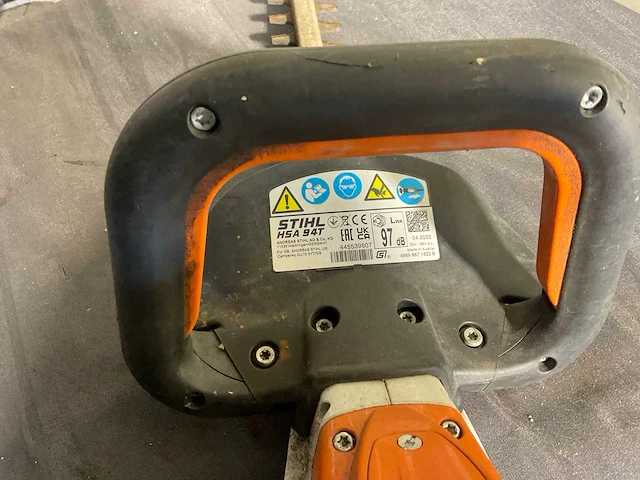 Stihl hsa94t heggenschaar - afbeelding 3 van  4