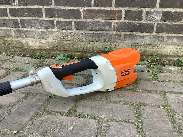 Stihl hta65 stokkettingzaag - afbeelding 3 van  4