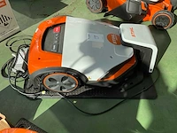 Stihl imow 5 robotmaaier - afbeelding 4 van  4