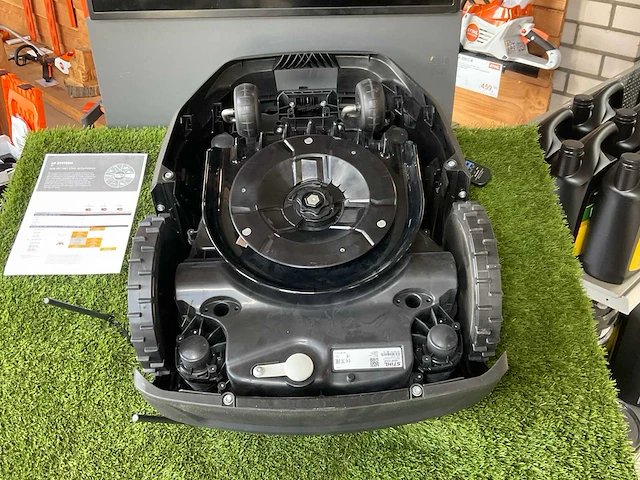 Stihl imow® 5evo robotmaaier - afbeelding 11 van  12
