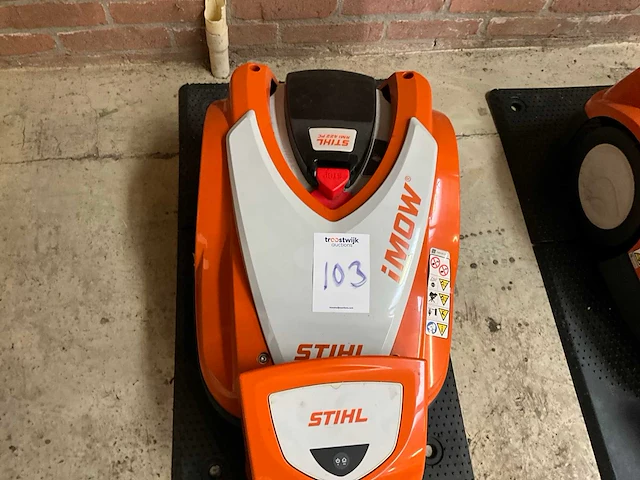 Stihl imow rmi 422 pc robotmaaier - afbeelding 5 van  7