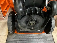 Stihl imow rmi 422 robotmaaier - afbeelding 5 van  5