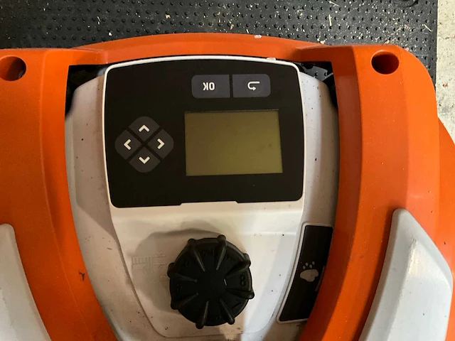 Stihl imow rmi 422 robotmaaier - afbeelding 4 van  5