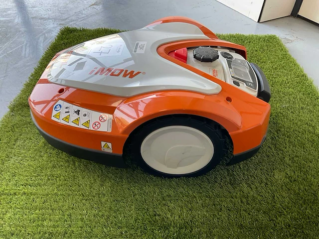 Stihl imow rmi 632 c robotmaaier - afbeelding 3 van  5