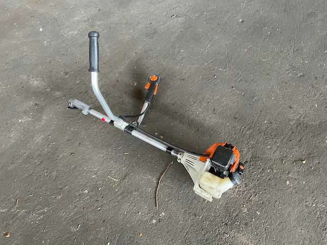 Stihl km85 bosmaaier - afbeelding 1 van  3