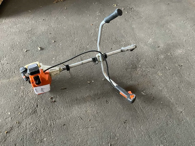 Stihl km85 bosmaaier - afbeelding 2 van  3