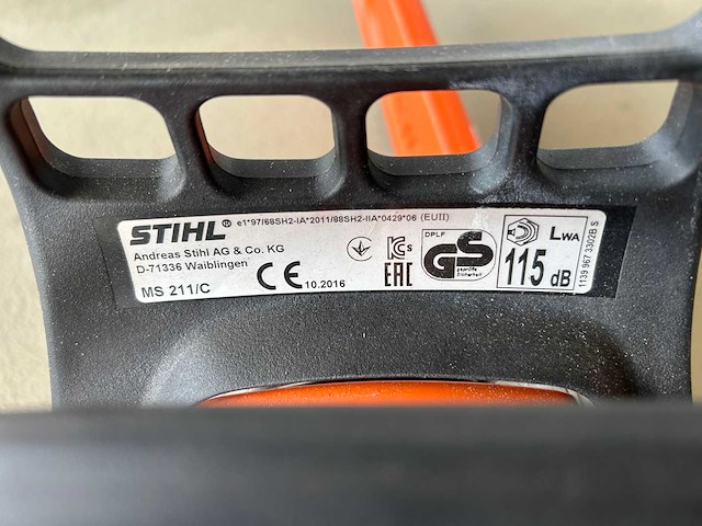 Stihl ms 211/c kettingzaag - afbeelding 5 van  6