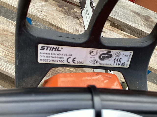 Stihl ms 270 c 40 cm kettingzaag - afbeelding 5 van  6