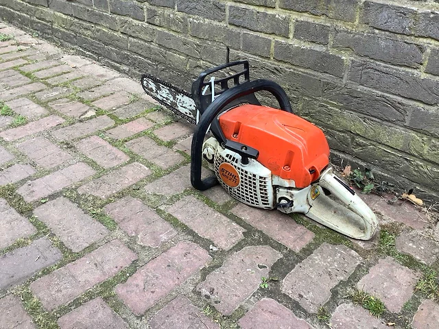 Stihl ms271 kettingzaag - afbeelding 1 van  2