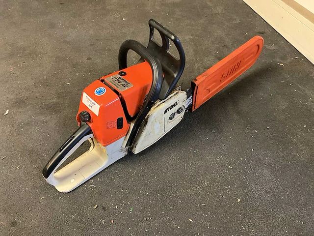 Stihl o34 av kettingzaag - afbeelding 1 van  6