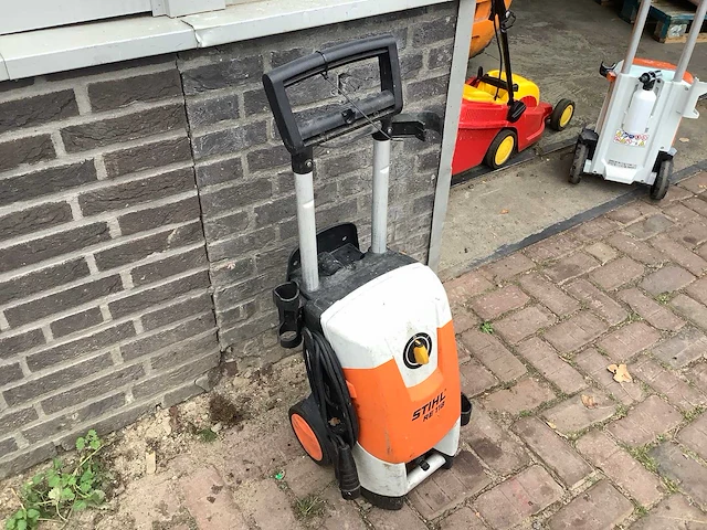 Stihl re118 hogedrukreiniger - afbeelding 2 van  2