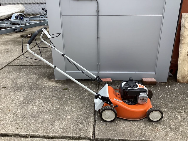 Stihl rm 248 t grasmaaier - afbeelding 3 van  5