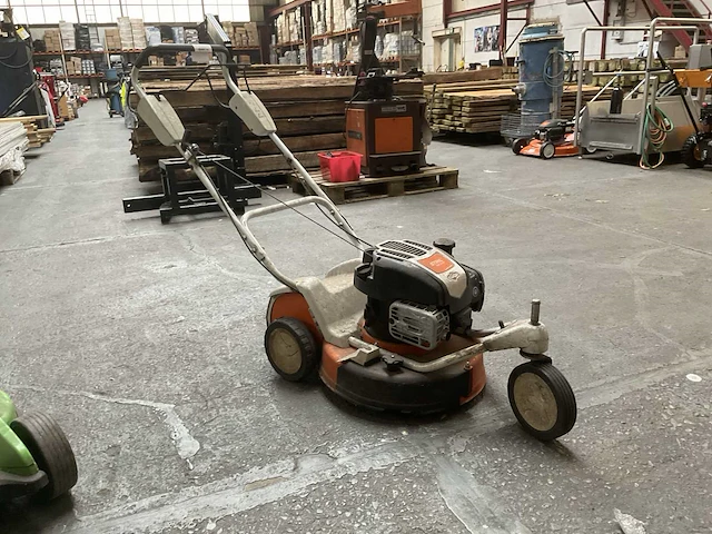 Stihl rm 3 rt grasmaaier - afbeelding 4 van  6