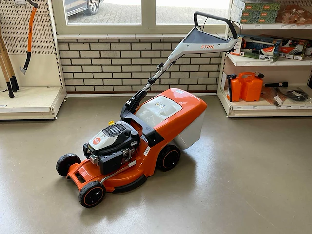 Stihl rm 448.3 t grasmaaier - afbeelding 2 van  8