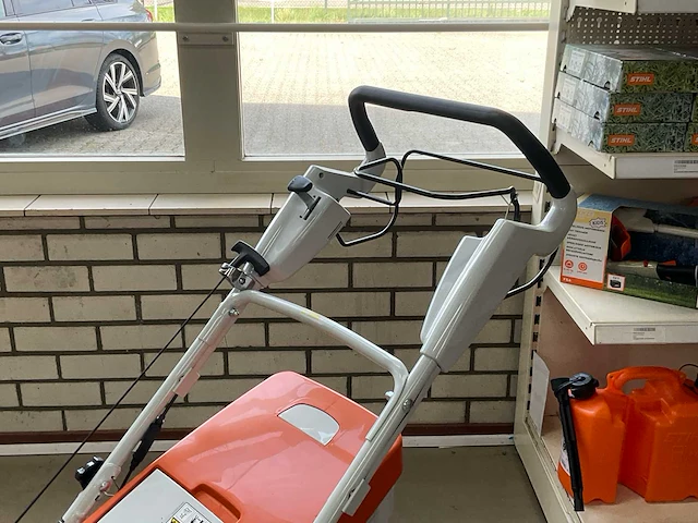 Stihl rm 545 v grasmaaier - afbeelding 5 van  8