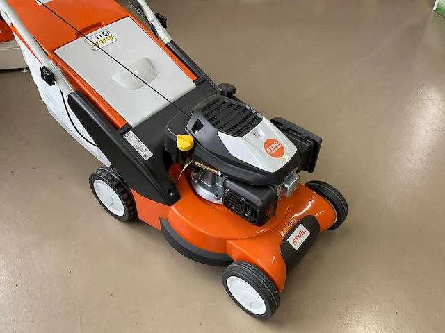 Stihl rm 545 v grasmaaier - afbeelding 6 van  8