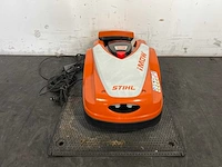 Stihl rmi 422.2 robotmaaier - afbeelding 2 van  4