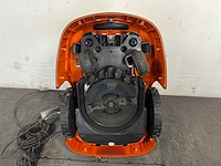 Stihl rmi 422.2 robotmaaier - afbeelding 4 van  4
