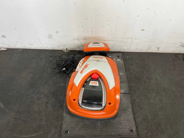 Stihl rmi 422.2 robotmaaier - afbeelding 3 van  4