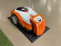 Stihl rmi 522c robotmaaier - afbeelding 1 van  11