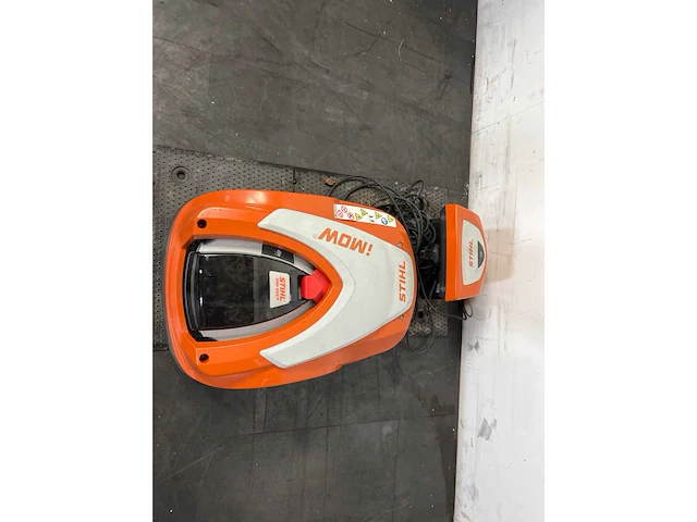 Stihl robotmaaier - afbeelding 2 van  3