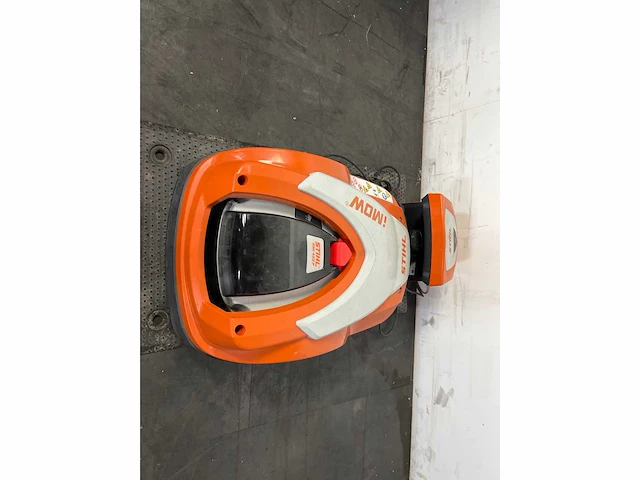 Stihl robotmaaier - afbeelding 1 van  3