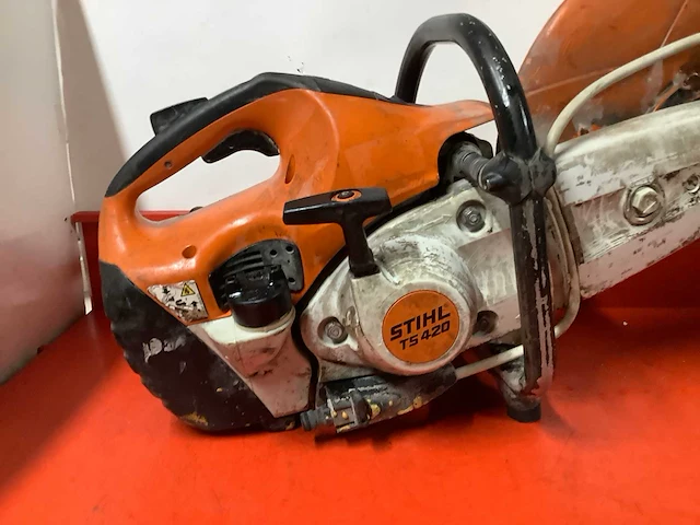 Stihl ts420 bandenzaag - afbeelding 2 van  4
