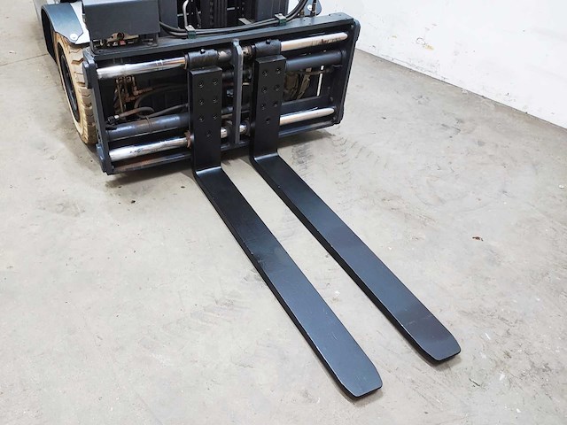 Still - 2014 - rx60-25 - vorkheftruck met vorkenspreider - afbeelding 2 van  14