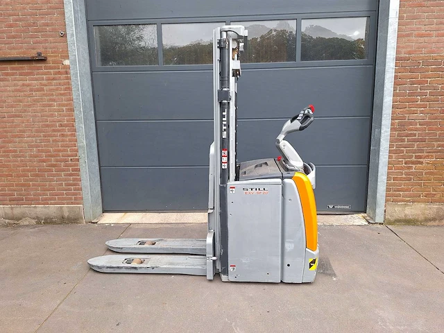 Still - 2015 - exv-sf20 - stapelaar - afbeelding 4 van  12