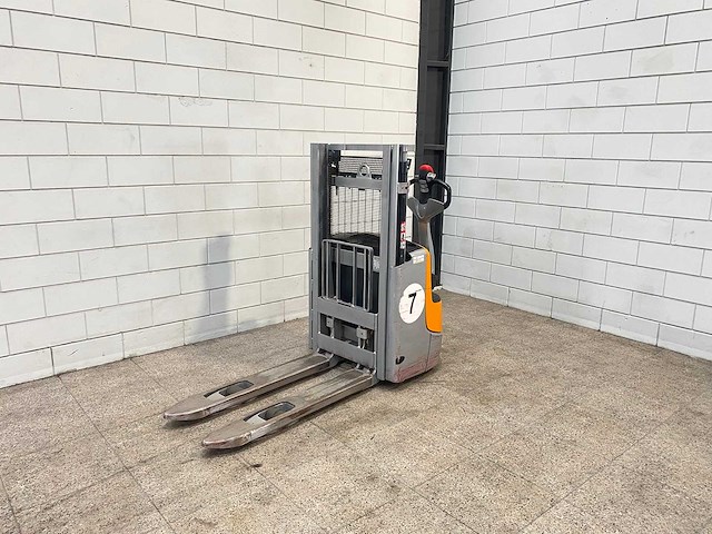 Still - 2019 - exv10 - stapelaar - afbeelding 2 van  13