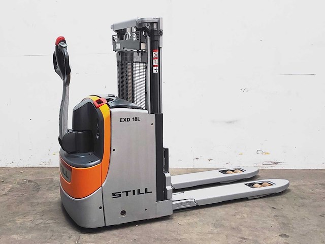 Still - 2020 - exd 18l - stapelaar - afbeelding 10 van  12