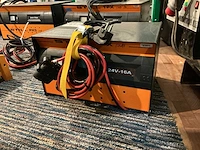 Still - 24v 16a - acculaders - 2011 - afbeelding 1 van  3