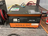 Still - 24v 16a - acculaders - 2021 - afbeelding 1 van  3