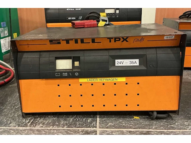 Still - 24v 35a - acculaders - 2008 - afbeelding 1 van  3