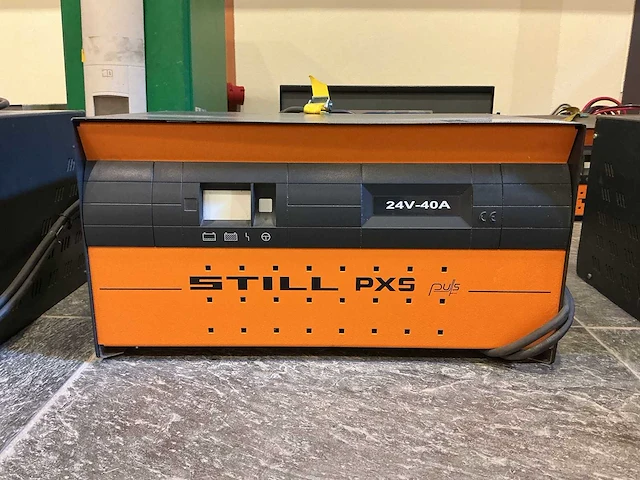 Still - 24v 40a - acculaders - 2017 - afbeelding 1 van  3