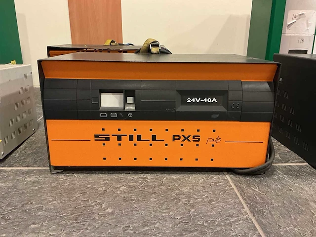 Still - 24v 40a - acculaders - 2018 - afbeelding 1 van  3