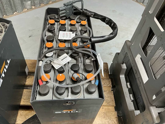 Still - 375ah 24v - acculaders - 2020 - afbeelding 1 van  5
