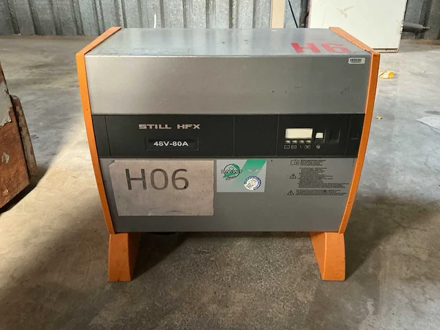 Still - 48v 80a - acculaders - 2015 - afbeelding 1 van  3
