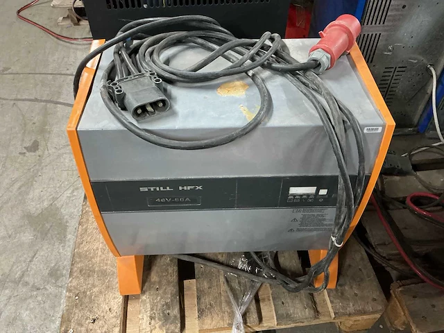 Still - 48v 80a - acculaders - 2015 - afbeelding 1 van  2