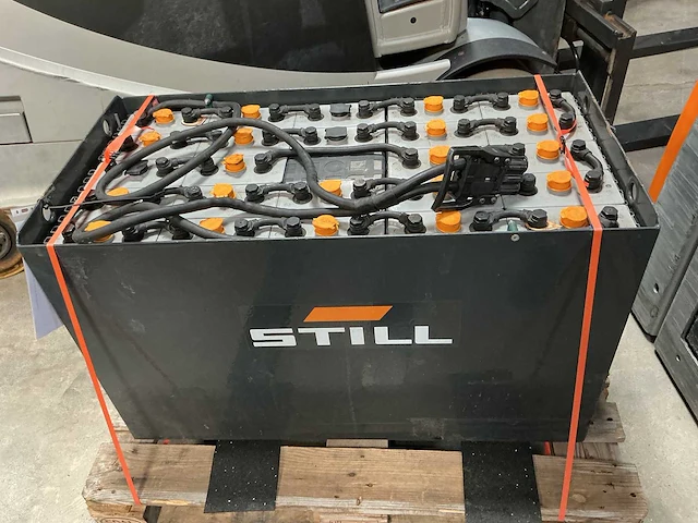 Still - 5 psz 48v 625ah - acculaders - 2018 - afbeelding 1 van  3