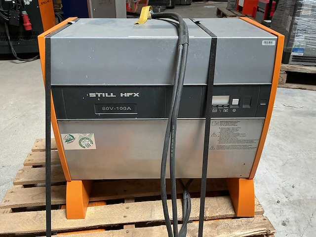 Still - 80v 100a - acculaders - 2018 - afbeelding 1 van  3