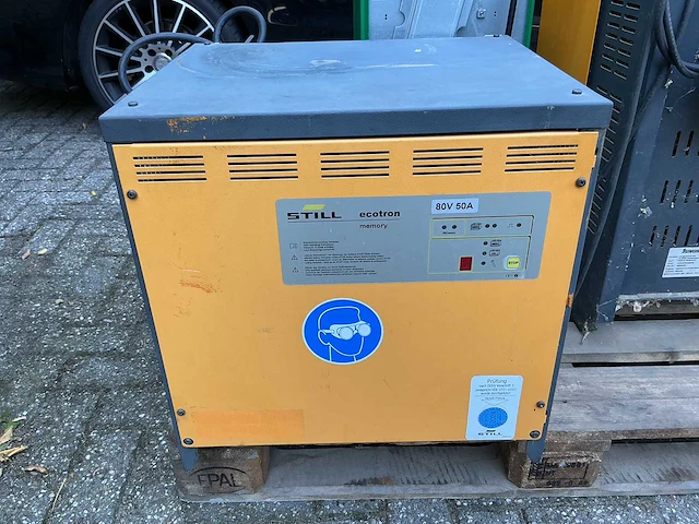Still - 80v 50a - acculaders - 2009 - afbeelding 1 van  2