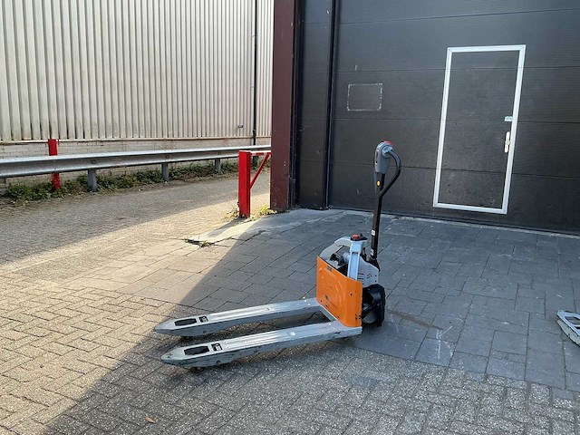 Still - ech12 - elektrische pallettrucks - 2022 - afbeelding 2 van  5